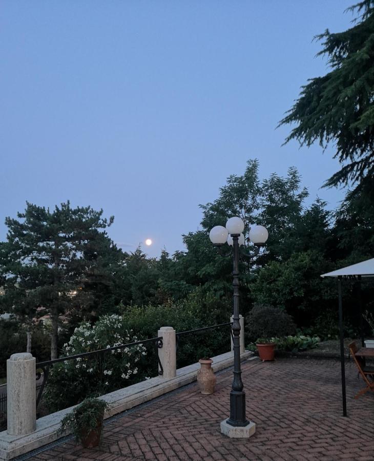 سينالونغا Maison Tuscany Bed&Breakfast المظهر الخارجي الصورة